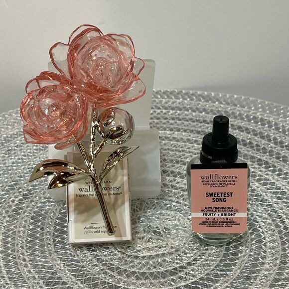 BBW Sweetest Song Wallflower Fragrance Plug and Fragrance Refill NWT - Picture 1 of 6